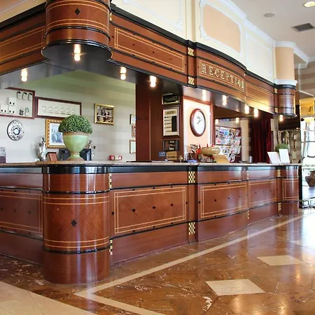 Stone Bridge Hotel 4*