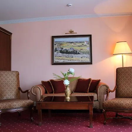 Hotel Stone Bridge 4*