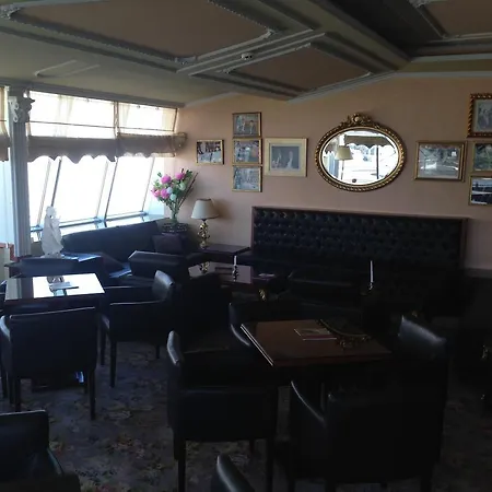 Stone Bridge Hotel Skopie