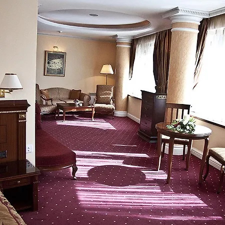 Hotel Stone Bridge