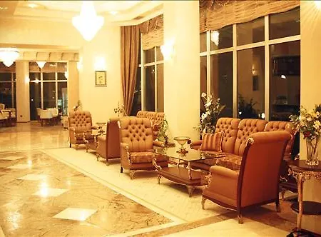 Stone Bridge Hotel