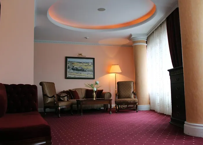 Stone Bridge 4* Üsküp