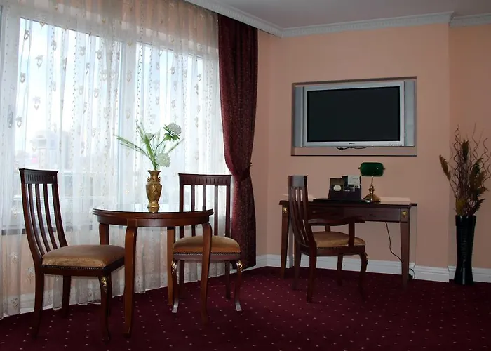 Готель Stone Bridge