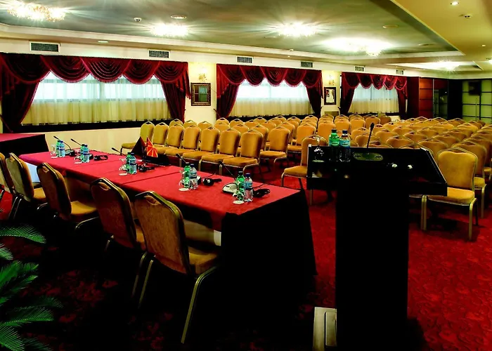 Stone Bridge 4* Escópia