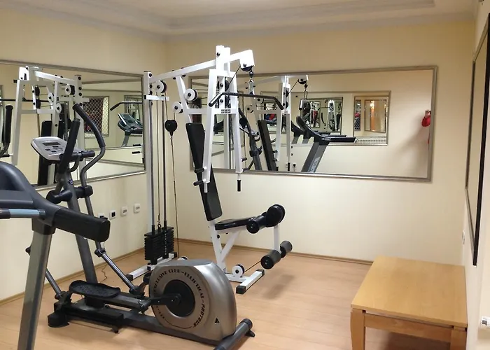 Stone Bridge Готель