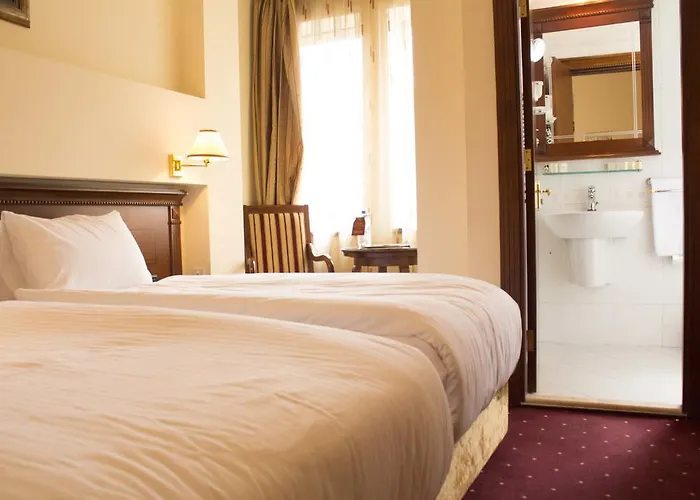 Stone Bridge Hotel 4*