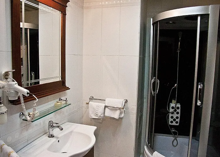 Stone Bridge 4* Skopje