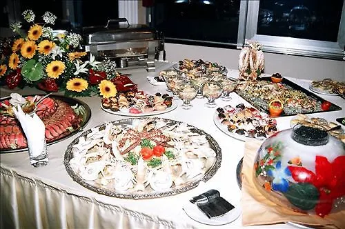 Stone Bridge 4* Skopje